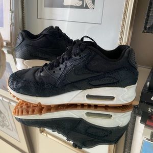 Nike air max 90 womens size 6